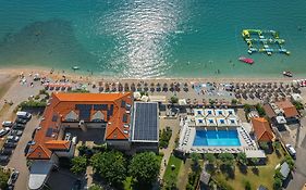 Hotel Dobrovit